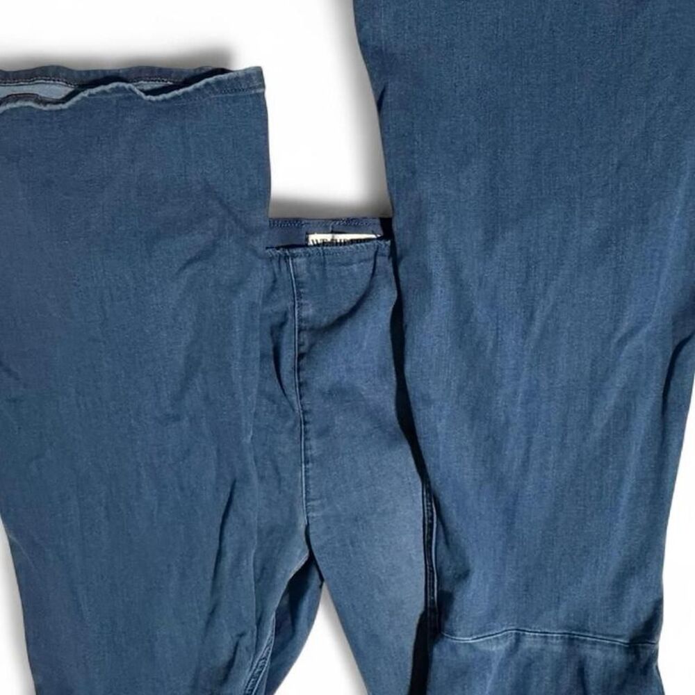 We-the-free Women's Blue and Navy Jeans - Picture 6 of 7